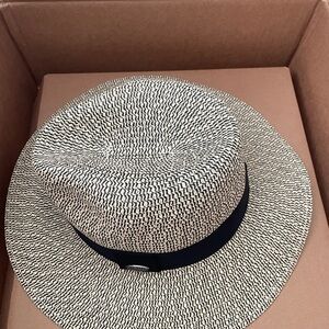 Wallaroo Black and White Josie Hat - New With Tags!